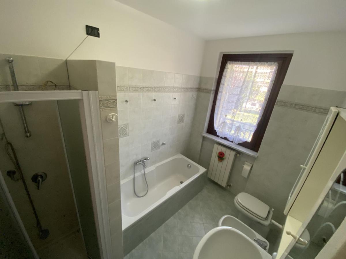 Casa Francesca Lägenhet Villongo SantʼAlessandro Exteriör bild