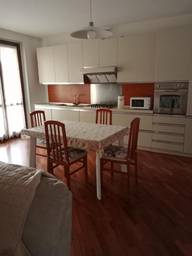 Casa Francesca Lägenhet Villongo SantʼAlessandro Exteriör bild